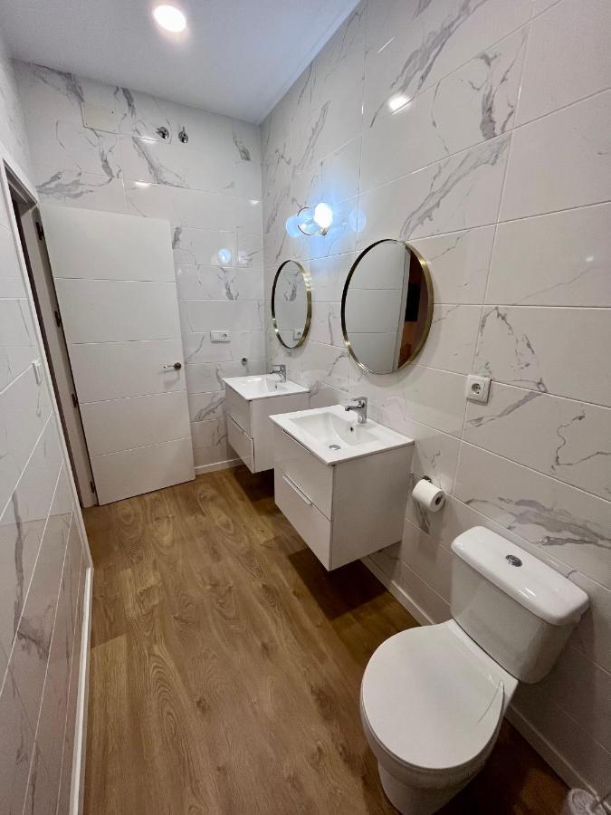 Gatu Premium Villa La Pepa, Preferente Mayores De 25 Anos Y Familias Cádiz Buitenkant foto